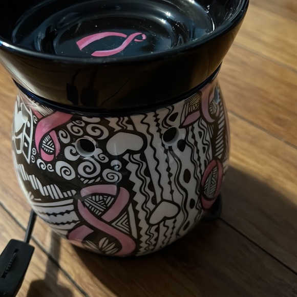 Scentsy - Picture 3 of 3